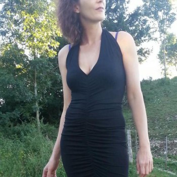 Aurora - Sexo casual en Alto Río Senguer Perfil de Aurora, 25 años, Sexo casual en Alto Río Senguer (Chubut)